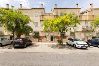 Towny house  C. ismail, 71