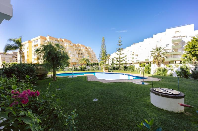 Foto 263745c8-ba02-4443-bb53-c0c4f30f2256. Attique avec parking piscine dans Salobreña costa Salobreña