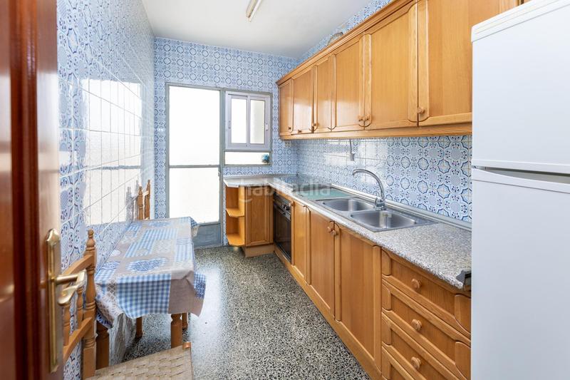 Foto fd897593-5d45-4ae4-93a5-49fd34fda32d. Etagenwohnung mit parking in Barrio de Zaidín Granada