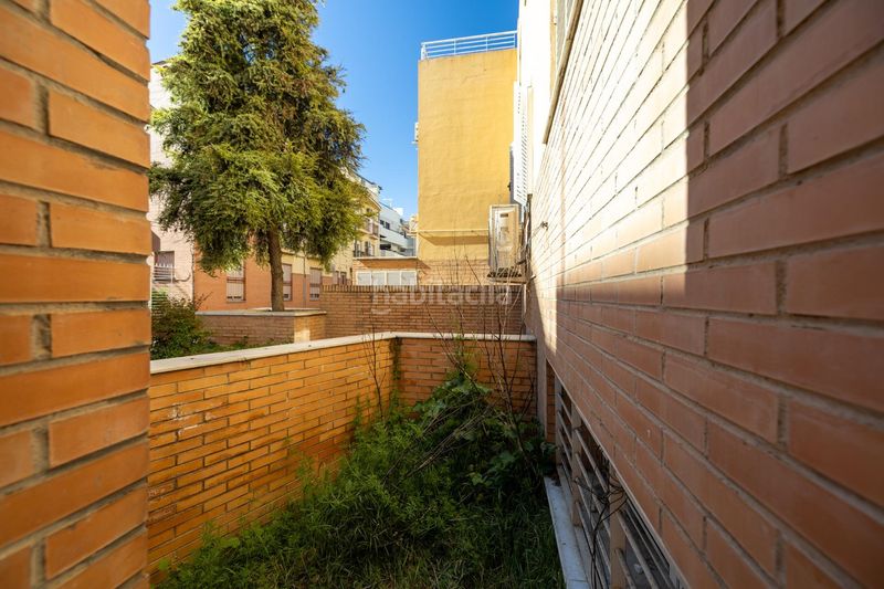 Foto 69a67bcb-c53c-4c27-8a87-2f20beabb8a2. Casa adossada amb aparcament a Poniente Armilla