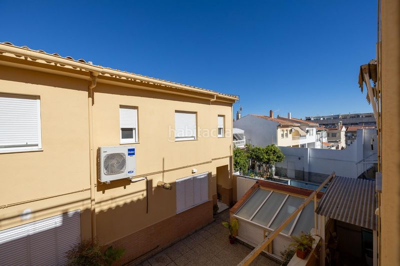 Foto a02181cd-a437-41a0-a2ed-0931453f88f5. Casa adossada amb aparcament a Poniente Armilla