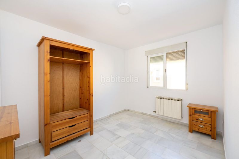 Foto a9f5c565-629f-4df3-95e5-1f804c4c258b. Casa adossada amb aparcament a Poniente Armilla