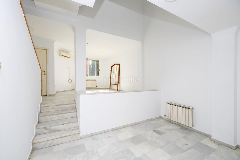 Foto c88b7860-af62-4cb1-a790-0a1503a226ad. Casa adossada amb aparcament a Poniente Armilla