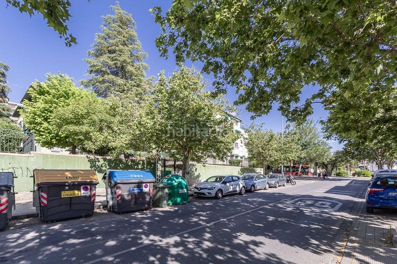 Foto ae186534-ed48-4c9d-8586-33a1c54338fc. Pis amb calefacció aparcament a Cervantes Granada