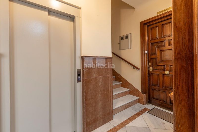Foto f68987e5-46d7-44eb-8893-c6d1de62e2b7. Pis amb calefacció a San Matías - Realejo Granada