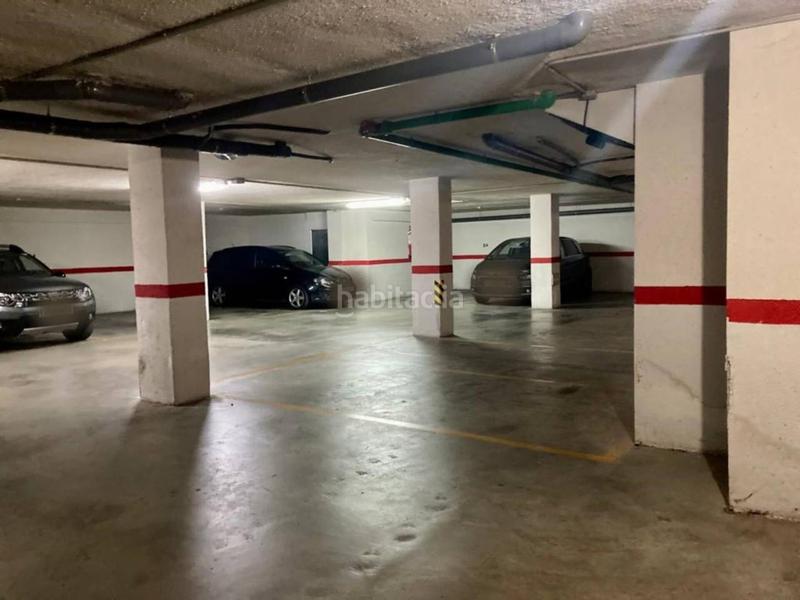 Foto a57d2e73-4f07-4ccf-a8ce-296bf77d13fb. Aparcament cotxe a Parc Central Paterna