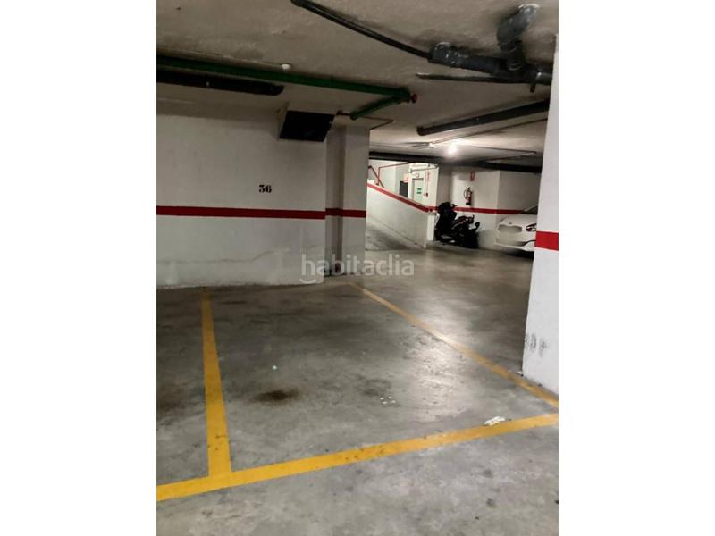 Foto c2c1c8b3-15ba-4bd8-babe-7d3688a9041c. Aparcament cotxe a Parc Central Paterna