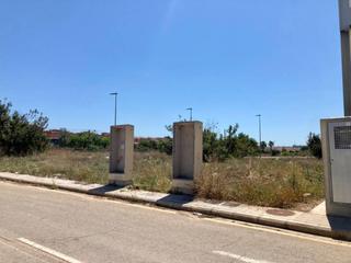 Solar industrial a Els Molins. Solar en venta