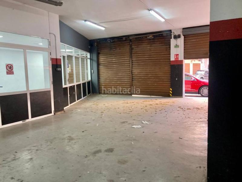 Foto c103a21c-cd94-43d9-971d-99713a9ea0db. Local comercial a Centro Ciudad Paterna