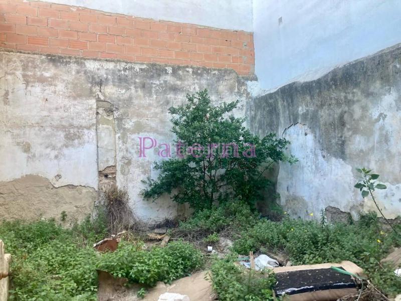 Foto c64050ef-f242-41f6-8680-aef00a02d81b. Terreno residencial venta de solar ! en El Alborgí Paterna