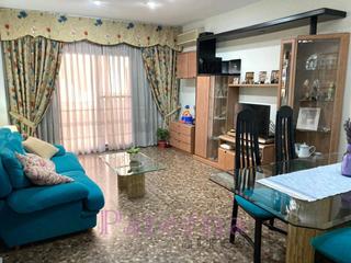 Etagenwohnung in El Alborgí. Piso en venta