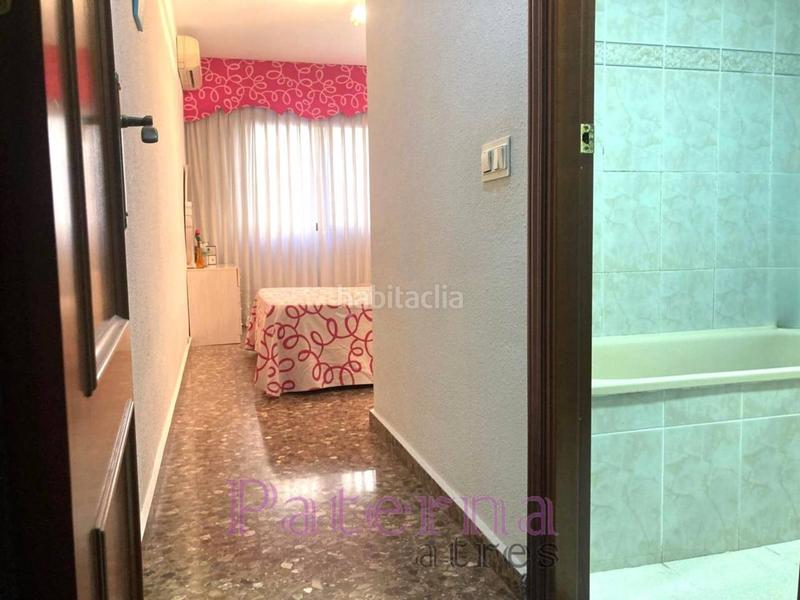 Foto 5ef7d325-2da3-4fa1-b557-459e34fb157c. Appartement avec parking dans El Alborgí Paterna