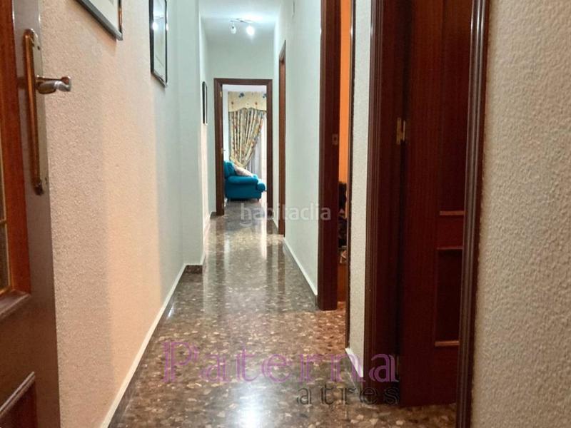 Foto d8fbcf0e-8efd-4c43-a143-8bc68b12e6db. Appartement avec parking dans El Alborgí Paterna