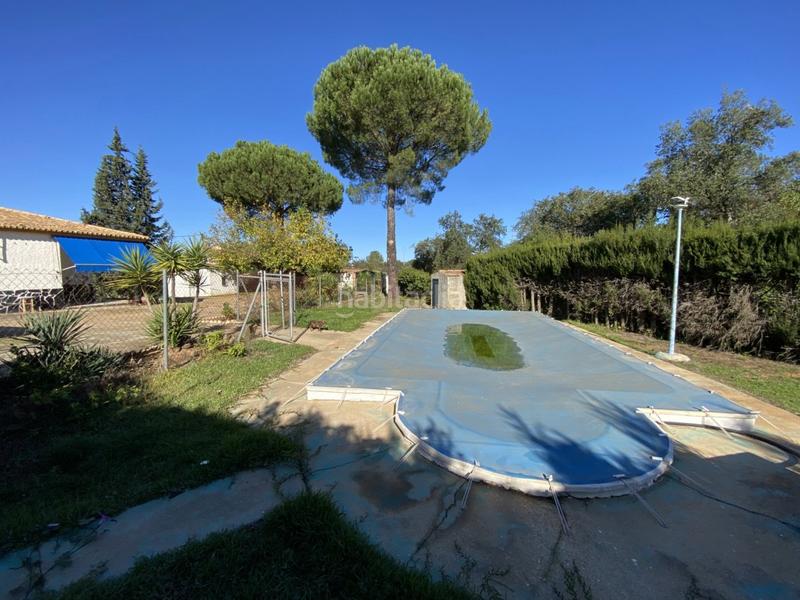 Foto b70448f4-663a-4827-b6f2-1a498fed6952. Xalet amb calefacció aparcament piscina a Valverde del Camino