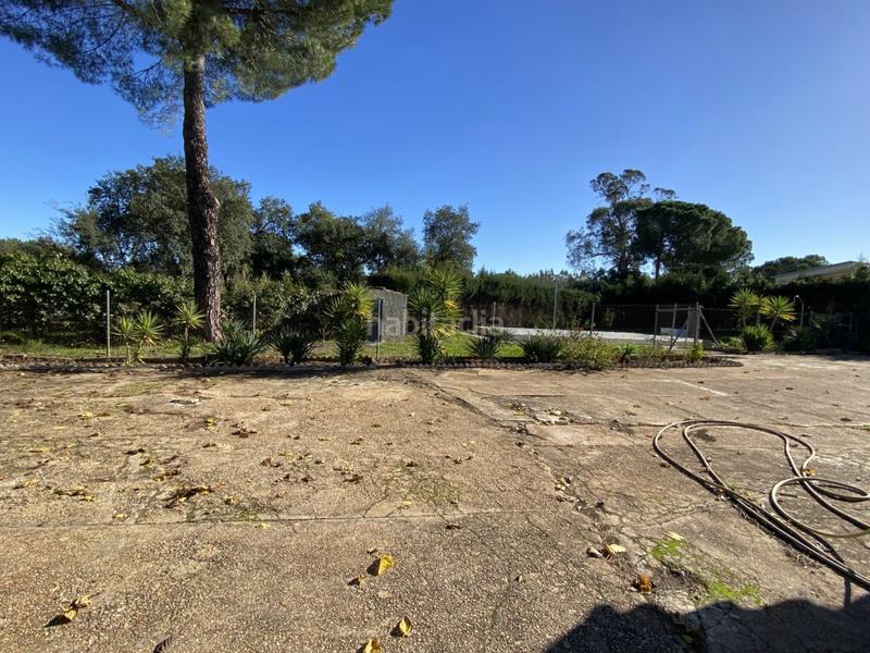 Foto e254224a-f705-49a4-a87b-c5498ec77814. Xalet amb calefacció aparcament piscina a Valverde del Camino