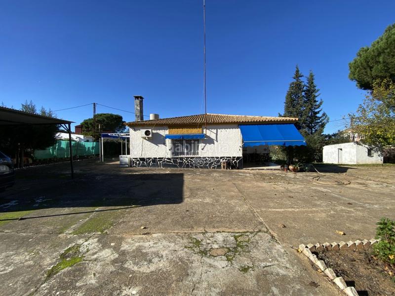 Foto ef2713b2-315f-49d0-bc2d-3a46e463d14c. Xalet amb calefacció aparcament piscina a Valverde del Camino