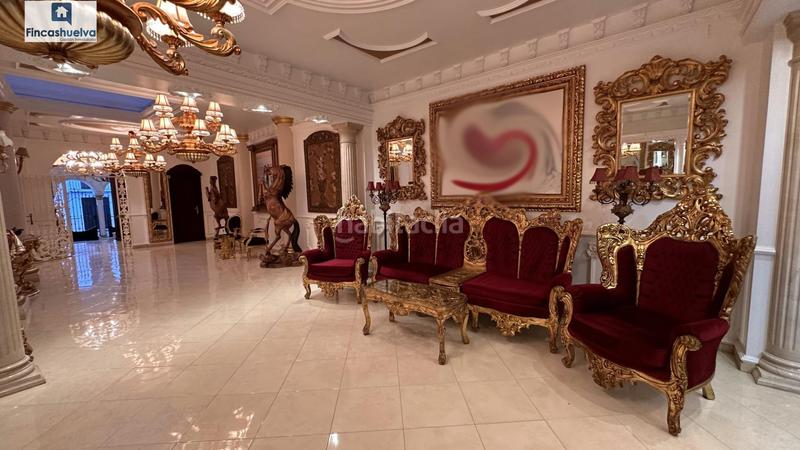 Foto 1596bd3e-213b-4742-af5d-14bcc1f75bbf. Casa amb aparcament a Moguer