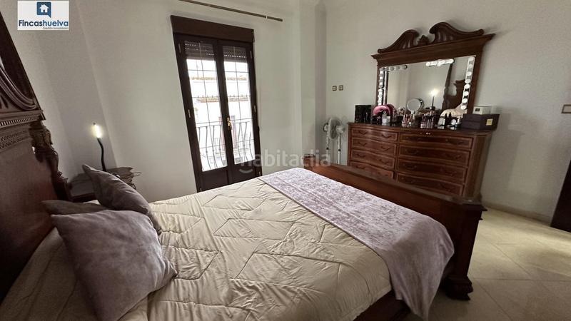 Foto 3c8f14c6-e9f6-4e70-b608-3c153c4abdfe. Casa amb aparcament a Moguer