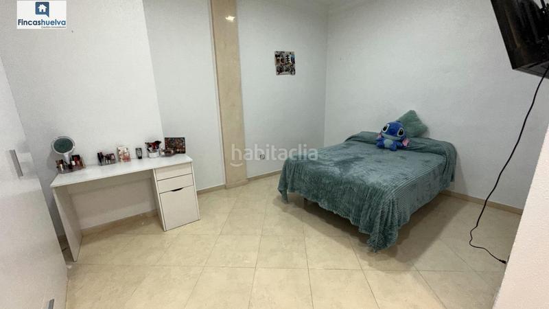 Foto 46b4cbaa-061b-4e90-8694-ae80e0f3fa68. Casa amb aparcament a Moguer