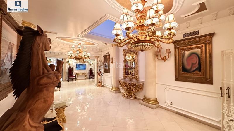 Foto 7413f2a2-32d9-4fa8-ab4a-2e02f023a791. Casa amb aparcament a Moguer