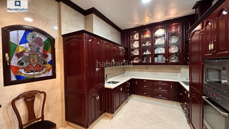 Foto 793d4853-199f-4572-ac28-335e4d504f49. Casa amb aparcament a Moguer