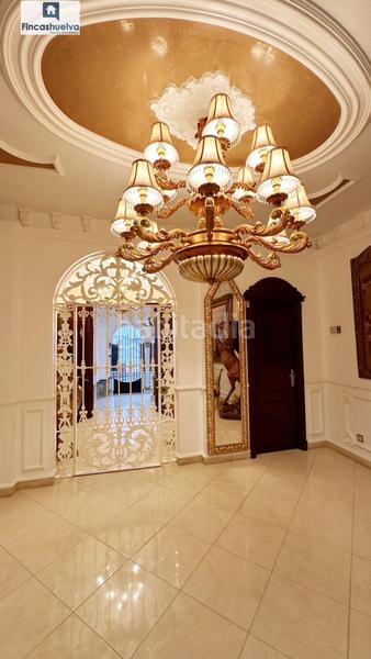 Foto 92196d88-6137-427c-b936-f3989c602870. Casa amb aparcament a Moguer