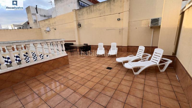 Foto af5c4ea5-aa0f-414e-a1e1-e6663bb4fb17. Casa amb aparcament a Moguer