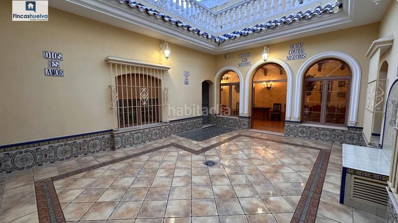 Foto b906fae7-35bc-4e53-ad52-d24ccce5560f. Casa amb aparcament a Moguer