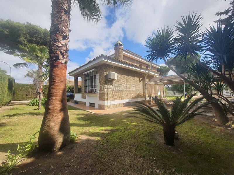 Foto 588dce73-1e10-43e6-a0ac-db2278a3c7a4. Chalet with parking pool in Dehesa - Monacilla Aljaraque