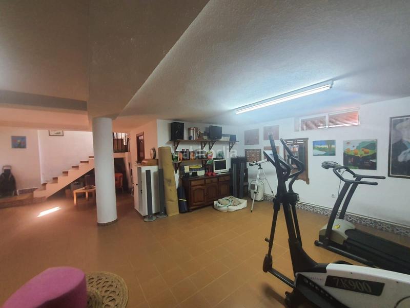 Foto 77725f26-a936-4a75-bf77-87e5cd23e669. Chalet with parking pool in Dehesa - Monacilla Aljaraque