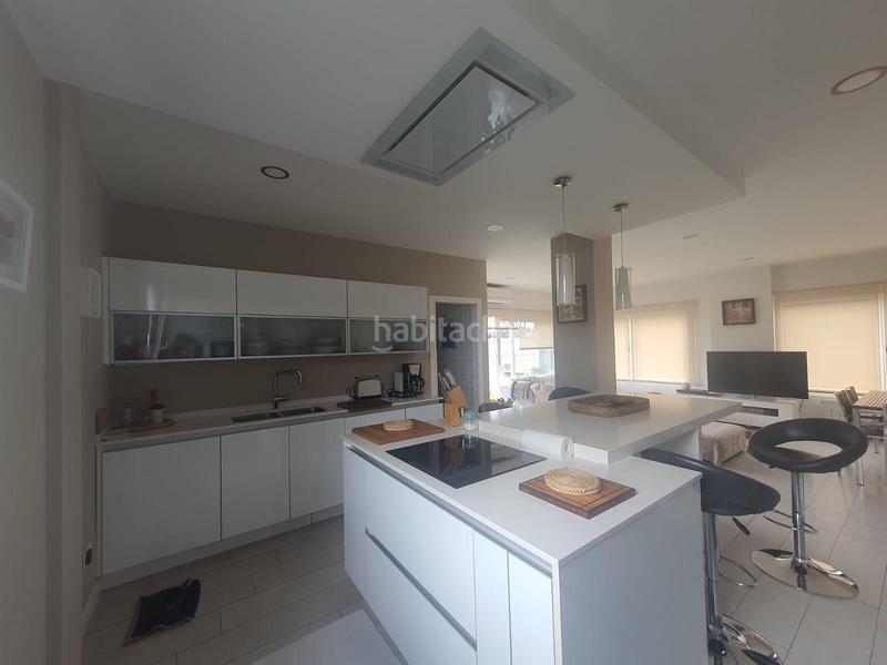 Foto b5e24601-04d2-491b-b3fd-aa192b6fefd2. Chalet with parking pool in Dehesa - Monacilla Aljaraque