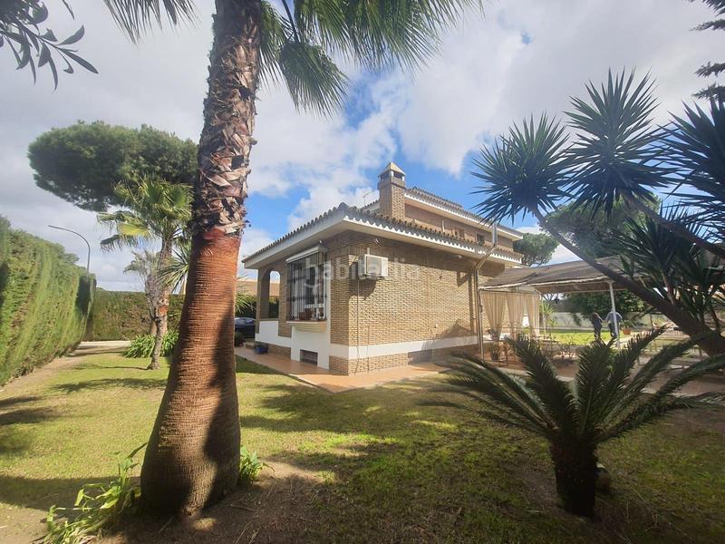 Foto ba58e3f5-319b-41fb-ba63-5518aa2020bc. Chalet with parking pool in Dehesa - Monacilla Aljaraque