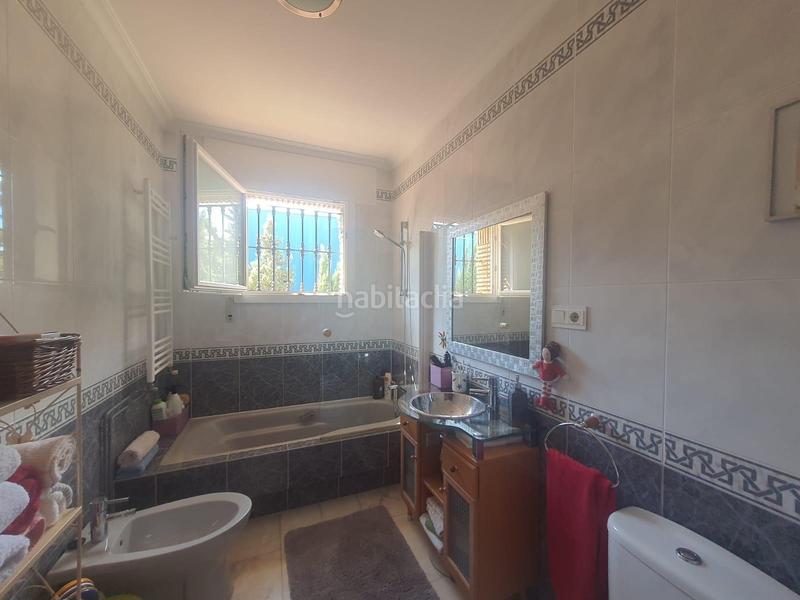 Foto f267fc48-cb4d-4260-a70e-56c8d3e0387a. Chalet with parking pool in Dehesa - Monacilla Aljaraque