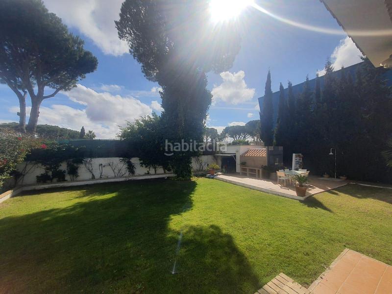 Foto f37bb89c-15c8-418b-aa02-85af9185803c. Chalet with parking pool in Dehesa - Monacilla Aljaraque