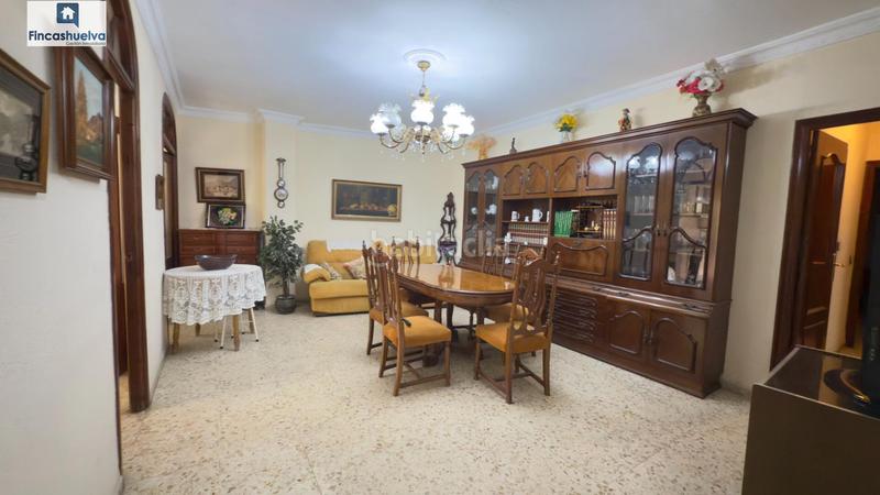 Foto 609a2328-da8e-43c5-88e9-36576954be48. Pis amb aparcament a Centro Huelva
