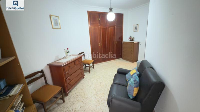 Foto cd1df8bc-c9e9-4d70-bb8f-27a0e560c37b. Pis amb aparcament a Centro Huelva