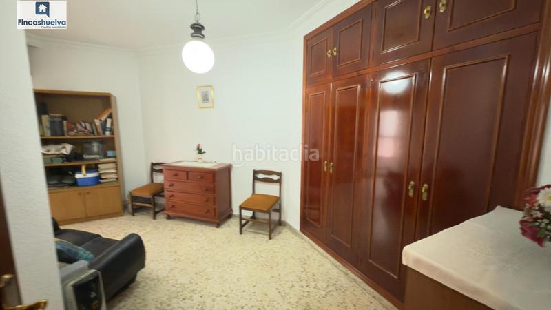 Foto e4928883-ef7d-4ab7-ad1d-04130a911203. Pis amb aparcament a Centro Huelva