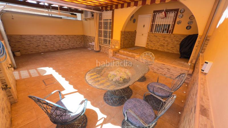 Foto 38e6dcb0-cc2a-4c15-9ee6-192ae453b19a. Maison jumelée avec chauffage parking dans Urbadiez - Entrepuentes Sevilla