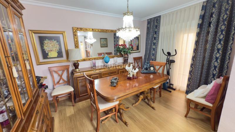 Foto 7396974b-f654-44c9-8eb7-0f2d02a26c5a. Maison jumelée avec chauffage parking dans Urbadiez - Entrepuentes Sevilla