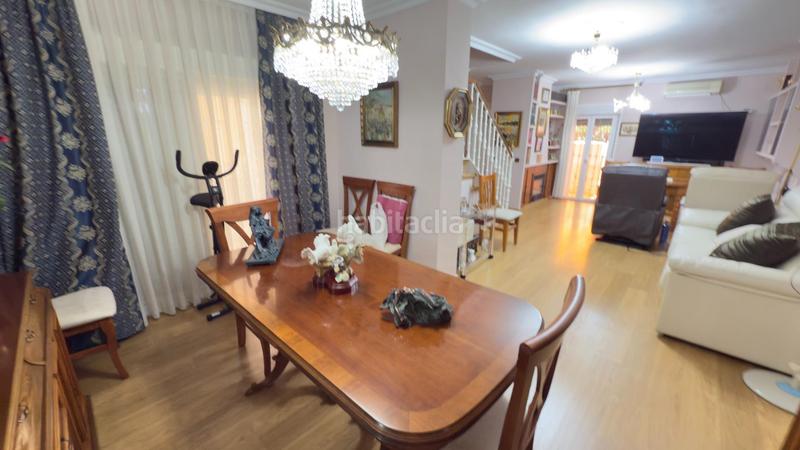 Foto 77456b94-45a1-47ea-9241-23915b0510a3. Maison jumelée avec chauffage parking dans Urbadiez - Entrepuentes Sevilla