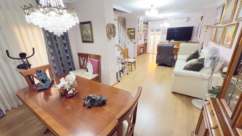 Foto bce67c04-3415-416b-8f25-8ab4ca1f5622. Maison jumelée avec chauffage parking dans Urbadiez - Entrepuentes Sevilla