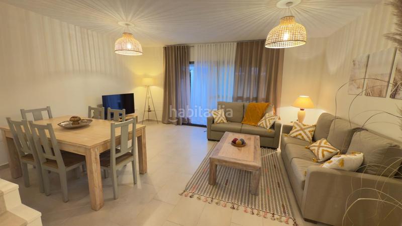 Foto 50592f2d-e1f1-4e6d-861e-79d00d99f4aa. Casa adossada amb aparcament piscina a El Rompido