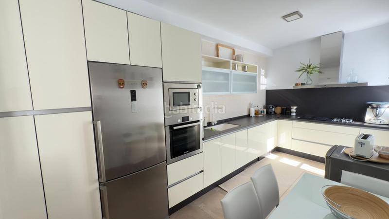 Foto 30489292-b7aa-4585-b0f1-46ef82d94934. Towny house with parking pool in Urbasur Islantilla