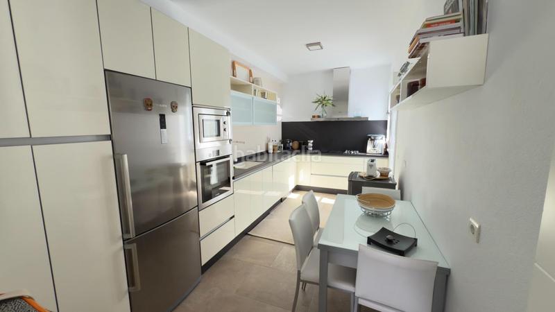 Foto 5c5ca4bb-dc0f-4116-8a0d-11c21d0727fc. Towny house with parking pool in Urbasur Islantilla