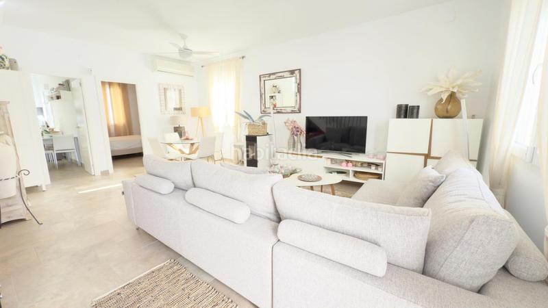 Foto 5c698e19-882f-4349-b1fd-d144d1298d58. Towny house with parking pool in Urbasur Islantilla