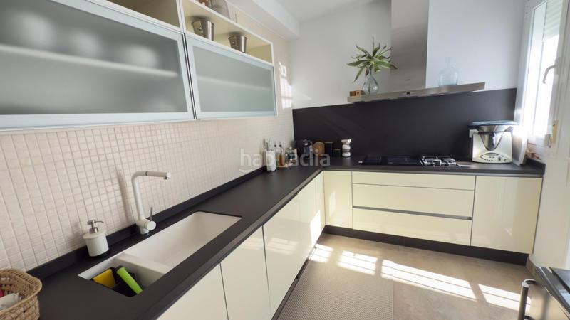 Foto 7df2d6b5-d312-4f46-b385-a092a68ad8df. Towny house with parking pool in Urbasur Islantilla