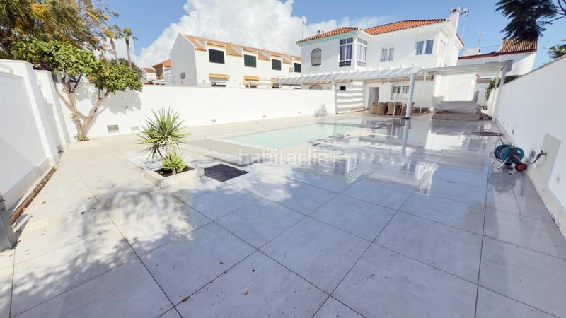 Foto 8cea5d1d-c8c9-4544-b55f-a8932a1003dc. Towny house with parking pool in Urbasur Islantilla