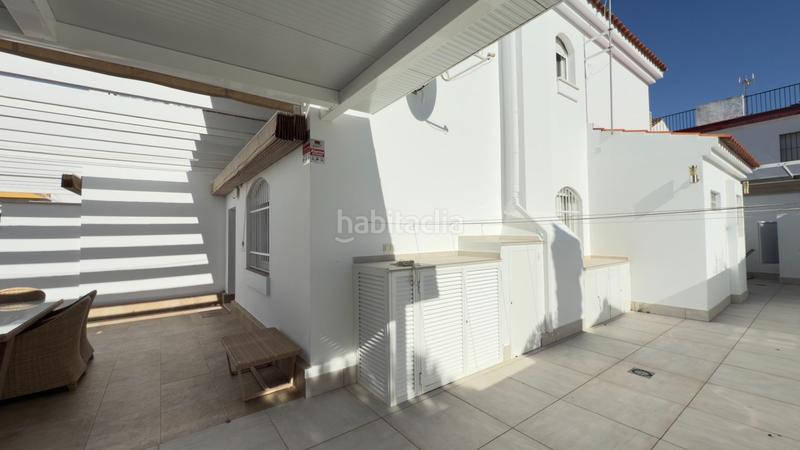 Foto a9552832-af4c-44dc-8fd7-b924f1fc2bc7. Towny house with parking pool in Urbasur Islantilla