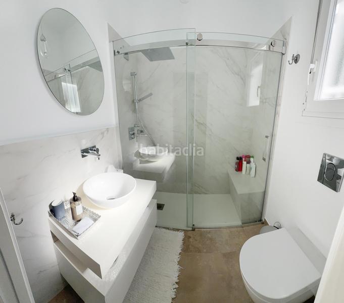 Foto af592ab3-8357-43c8-bb8b-a55a00acfd74. Towny house with parking pool in Urbasur Islantilla