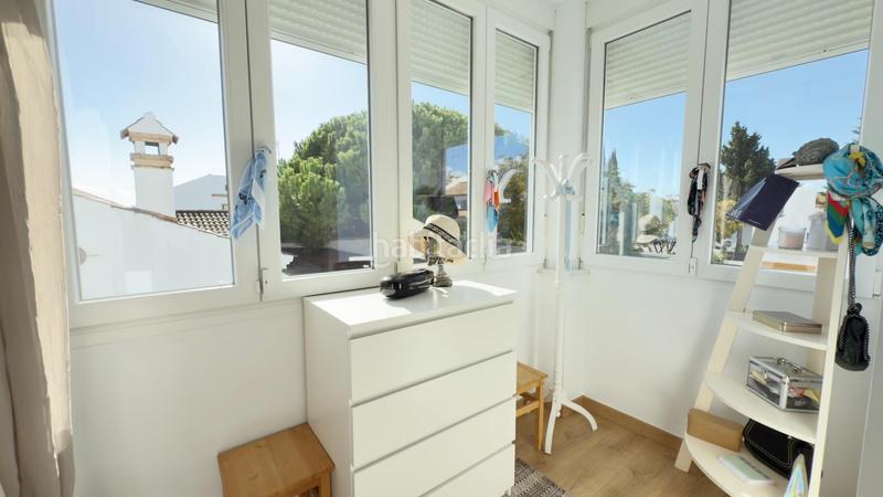 Foto cd7b2006-a339-473e-8903-6697dd8a7524. Towny house with parking pool in Urbasur Islantilla